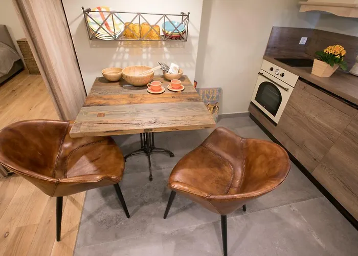 - Center Appartamento *