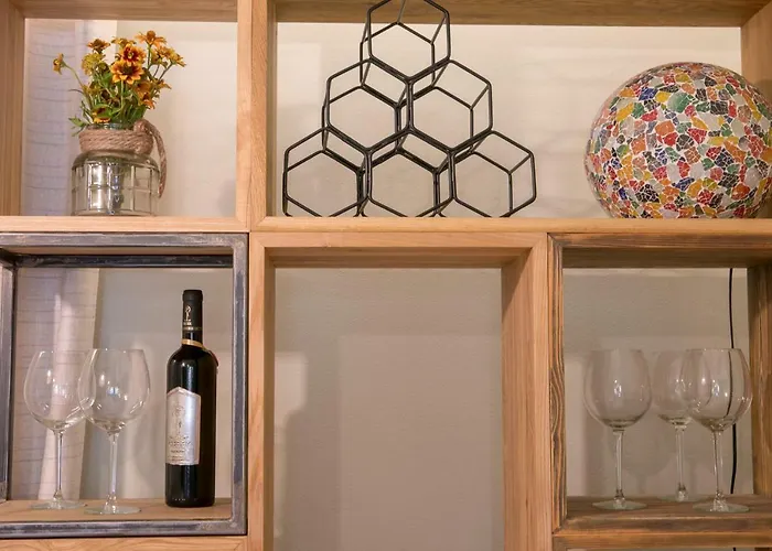 - Center * סופיה