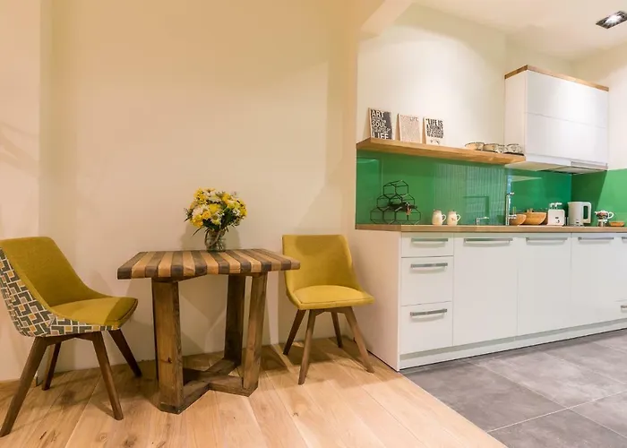 - Center Appartement